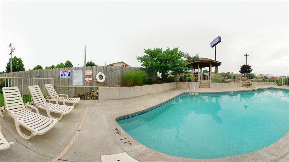 Sleep Inn & Suites Lake Of The Ozarks Camdenton Buitenkant foto